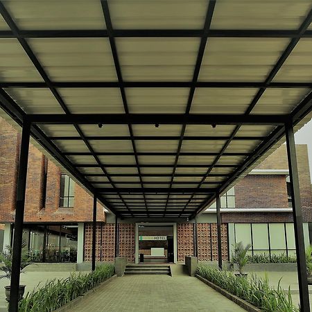 Fitra Hotel Majalengka Εξωτερικό φωτογραφία