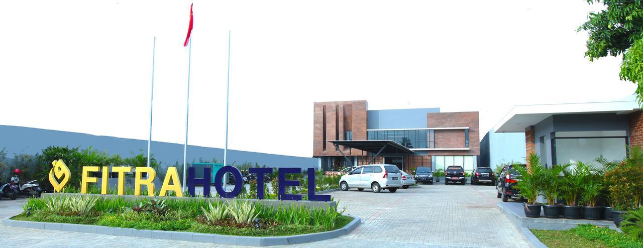 Fitra Hotel Majalengka Εξωτερικό φωτογραφία